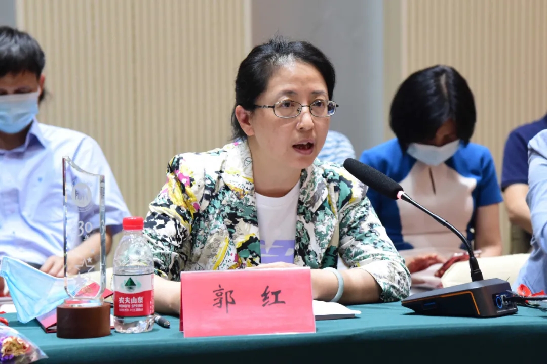 外国语学院郭红副教授发言